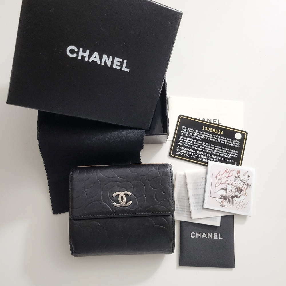 Chanel Camellia Compact Double Wallet